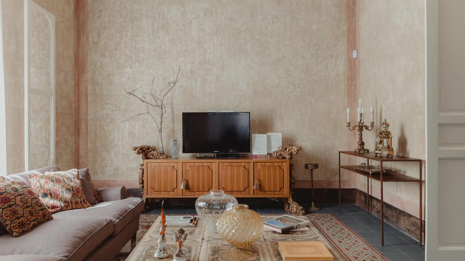 Apartment Numerouno Arthouse Palermo Italy